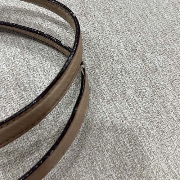 MK Michael Kors Handbag - Picture 5 of 9